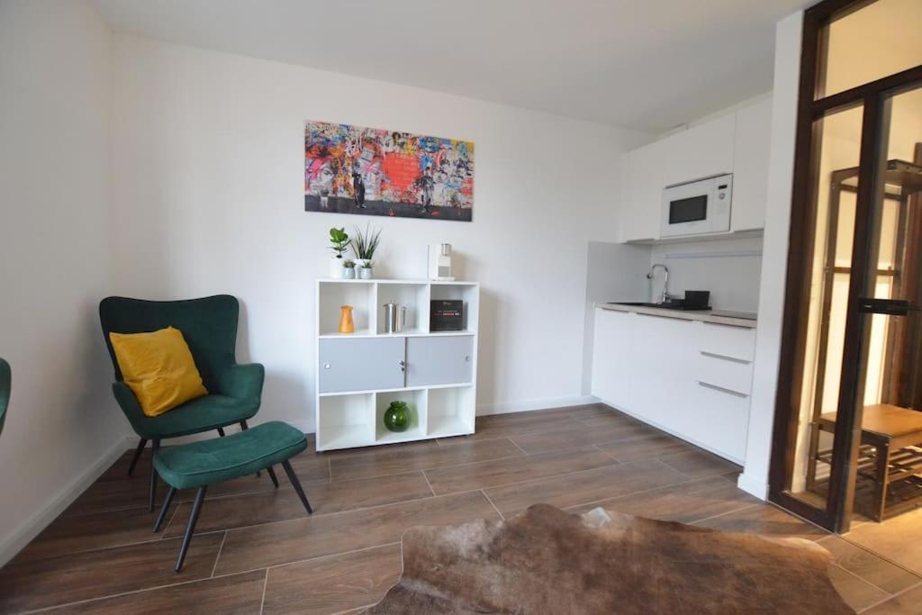 Studio 7 City Lage Mit Garage Naehe Koeln Bonn Siegburg Exterior photo